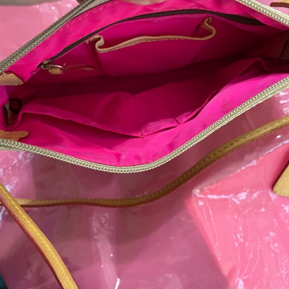 Dooney and Bourke vintage fabric crossbody. - Picture 3 of 7